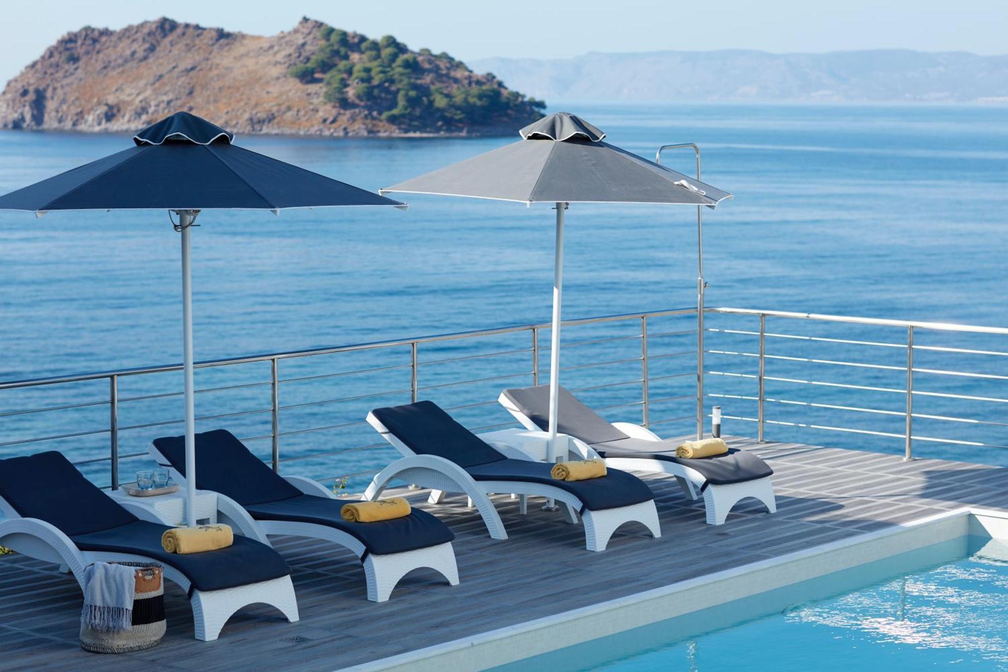 Eleia Seafront Rooms & Villas เปตรา ภายนอก รูปภาพ