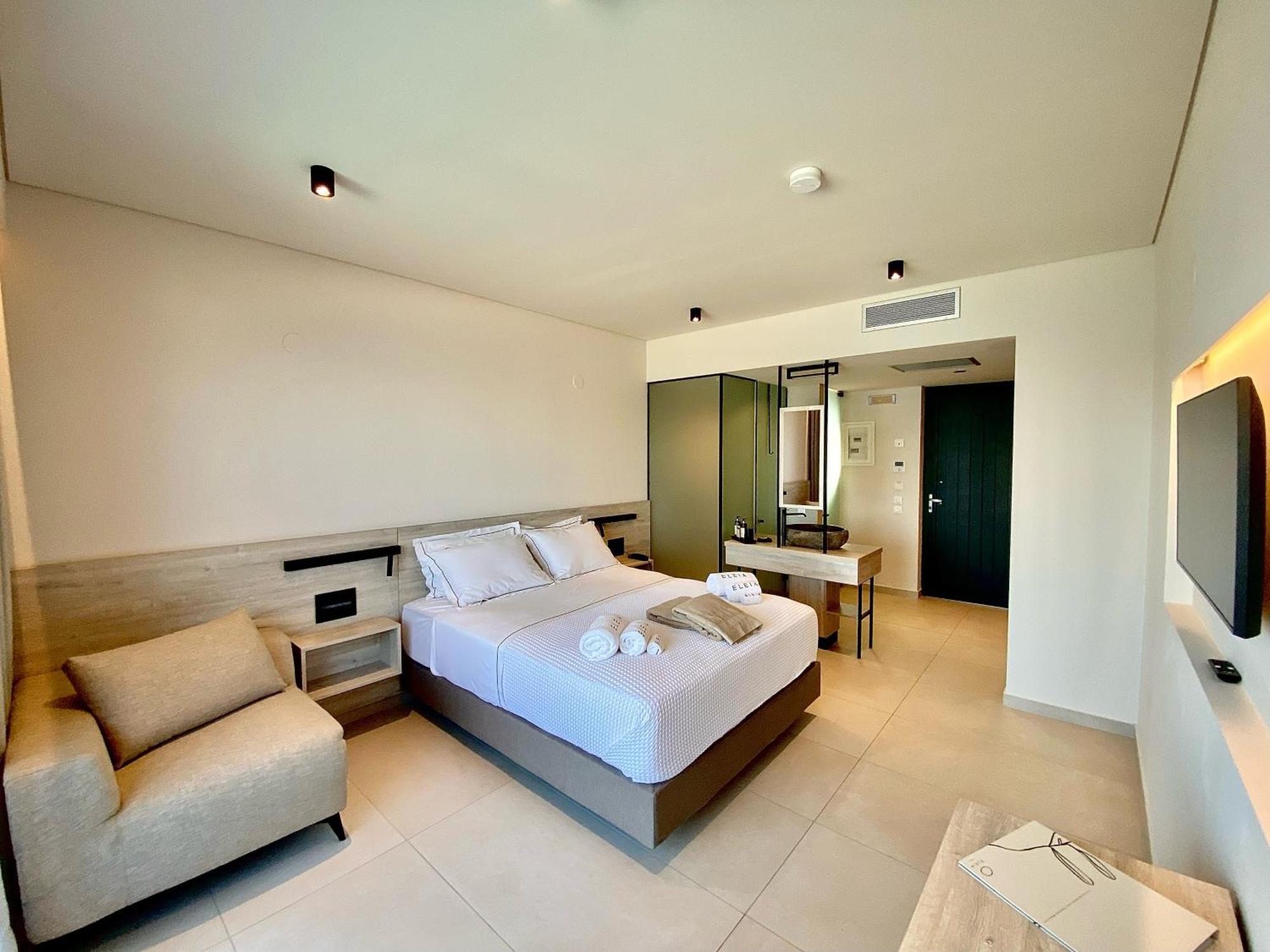 Eleia Seafront Rooms & Villas เปตรา ภายนอก รูปภาพ