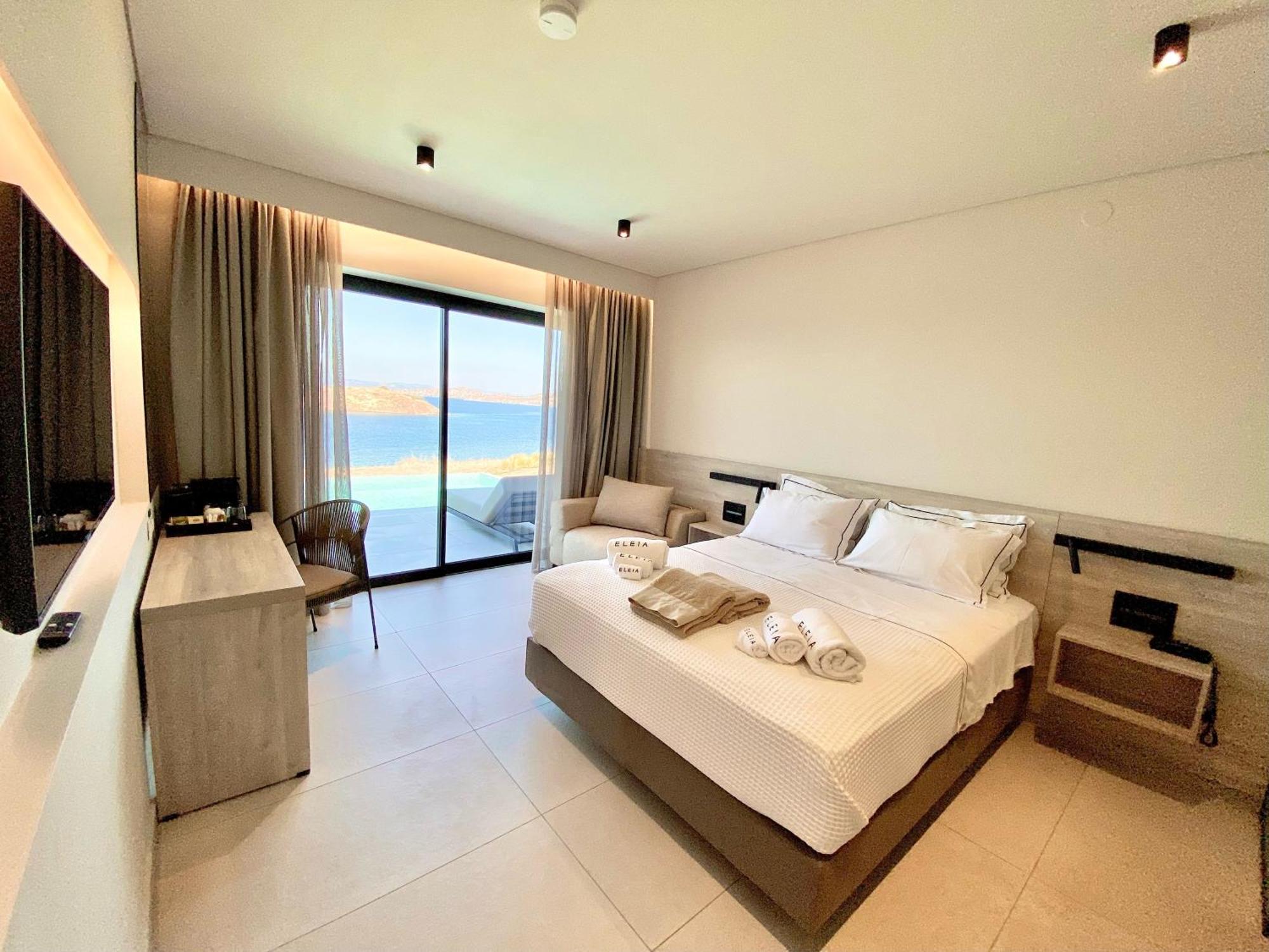 Eleia Seafront Rooms & Villas เปตรา ภายนอก รูปภาพ